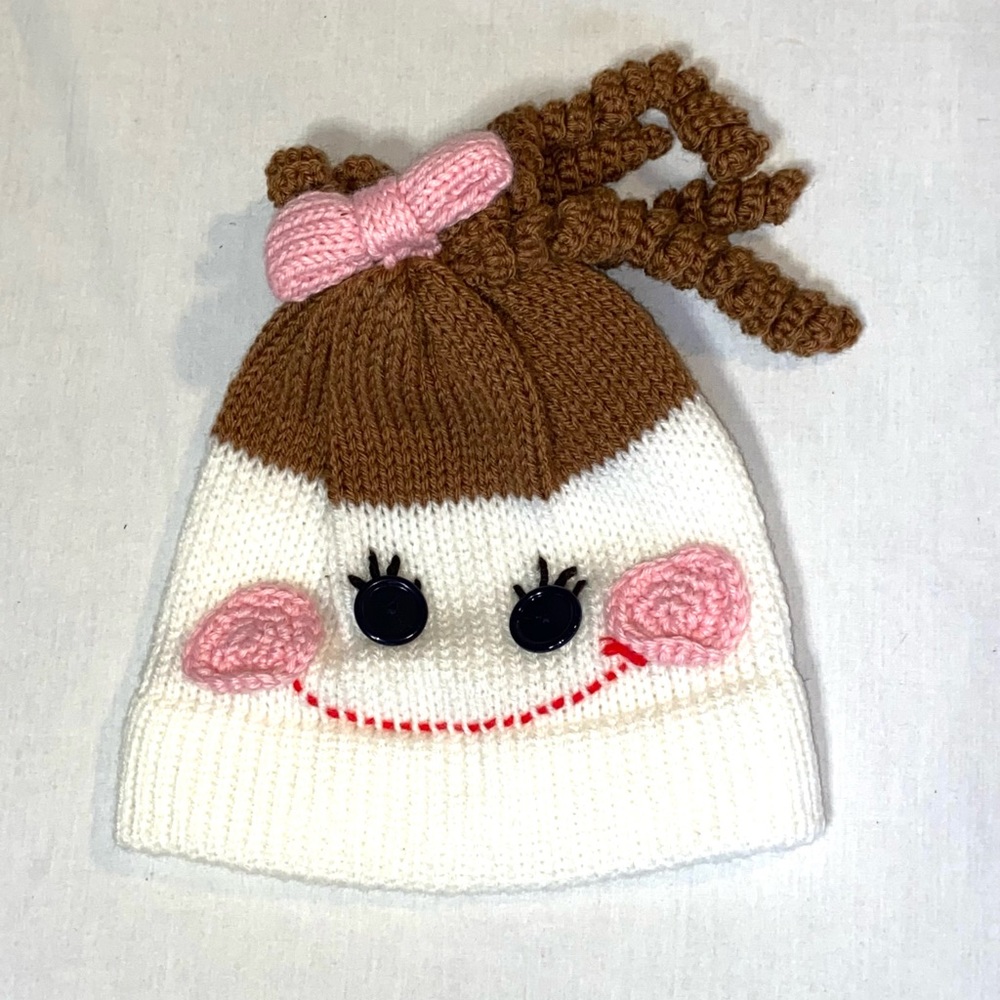 Little girl hand knitted hat